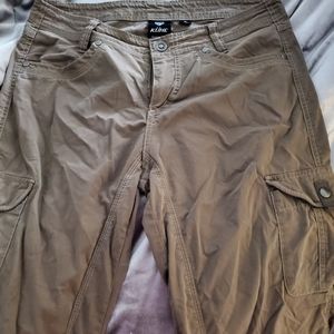 Womans kuhl pants
